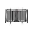 BERG Safety Net Comfort med lige sorte stolper, gråt net og en smal indgang med mærkat forneden, vist uden trampolin